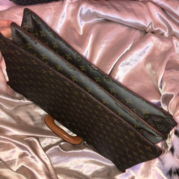 Luis Vuitton Vintage Portfolio Briefcase - Picture 8 of 16